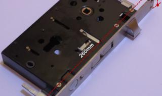 星月神防盗门换锁芯